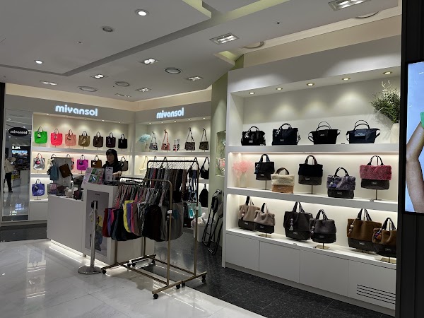 Lotte Duty Free Shop - Jeju Airport Branch 2