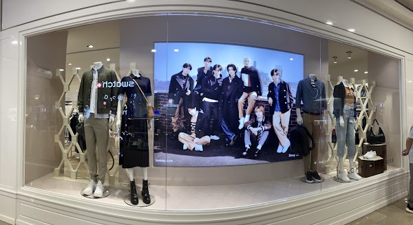 Tommy Hilfiger Taipei 101 3