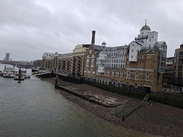 Butler's Wharf Pier