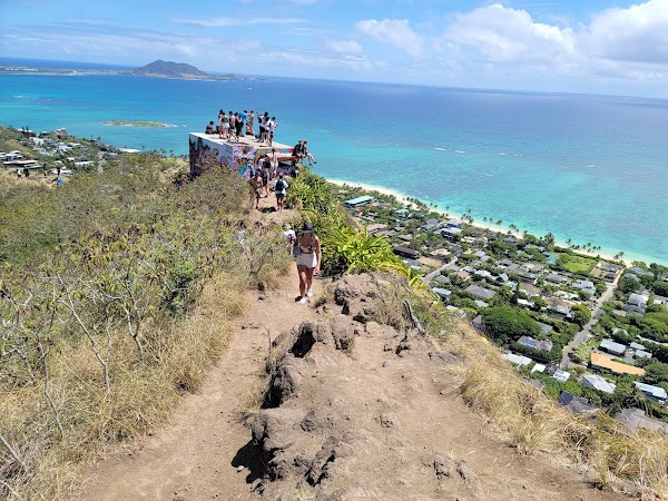 Lanikai Pillbox Trail 5