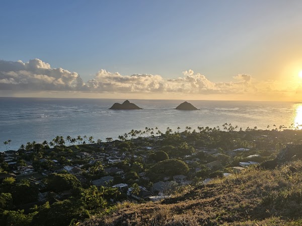Lanikai Pillbox Trail 3