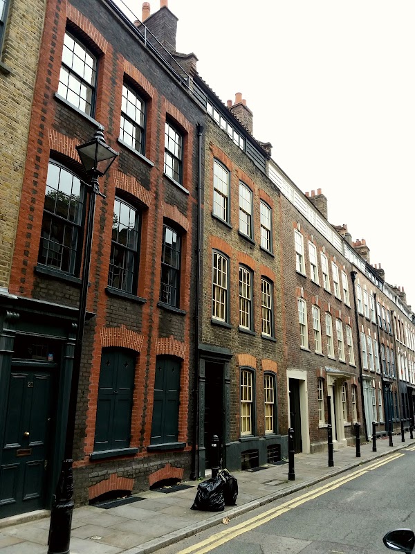 Fournier Street