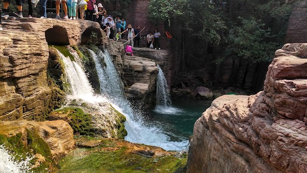 Yuntaishan Global Geopark Qingtian River Park Tourist Service Center