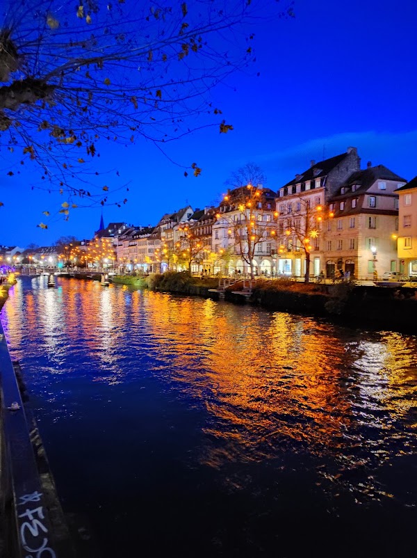 Quai des Bateliers 5