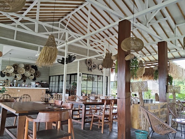 KATA CAFE&EATERY BETAPUS SAMARINDA