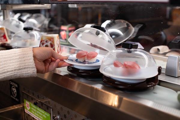 Kura Revolving Sushi Bar 4