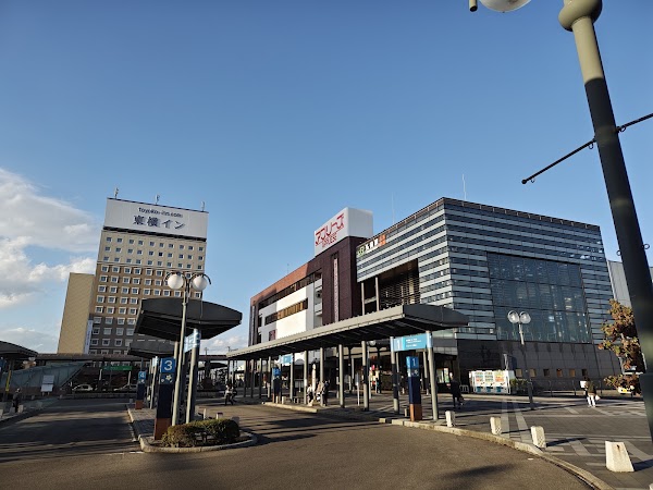 Hirosaki Station 4