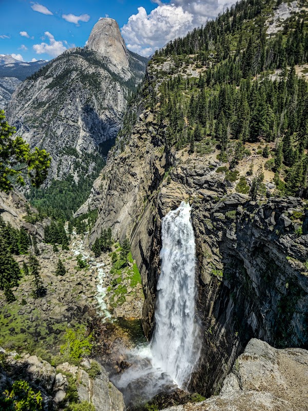 Illilouette Falls