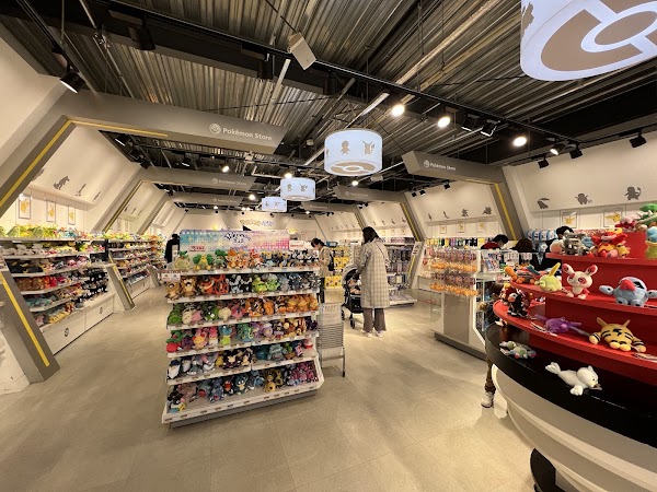 Pokémon Store 4