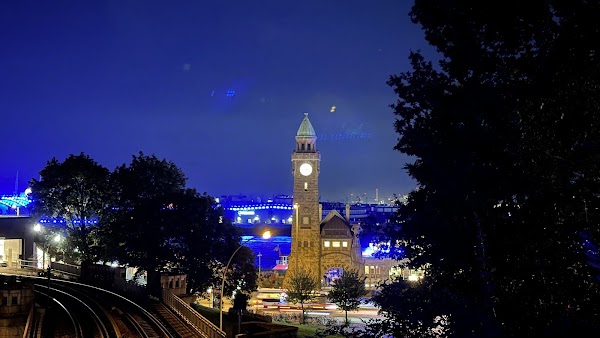 Pegelturm St. Pauli Landungsbrücken 4