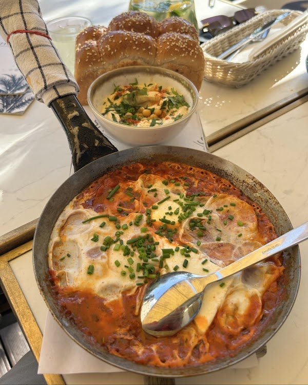 SHUK mezze & bar 2