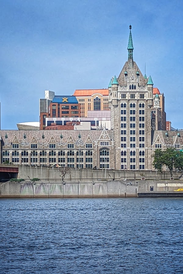 Albany 4