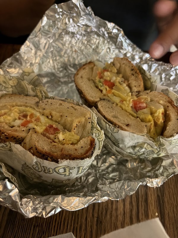 Bagel Pub Penn District 3