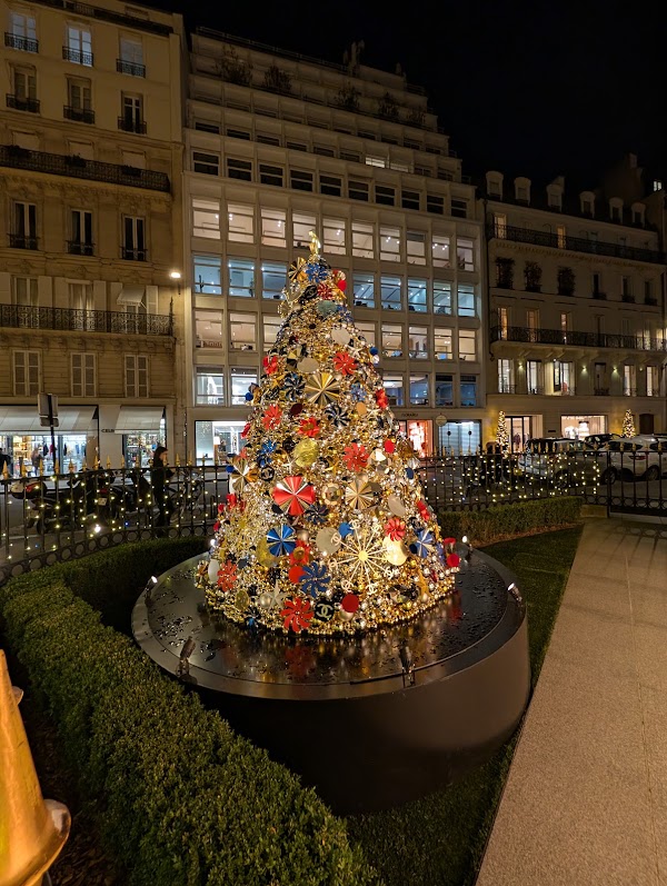 Avenue Montaigne 2