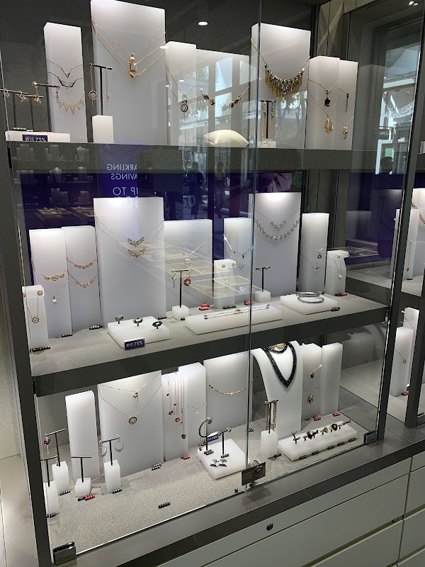 Swarovski 3