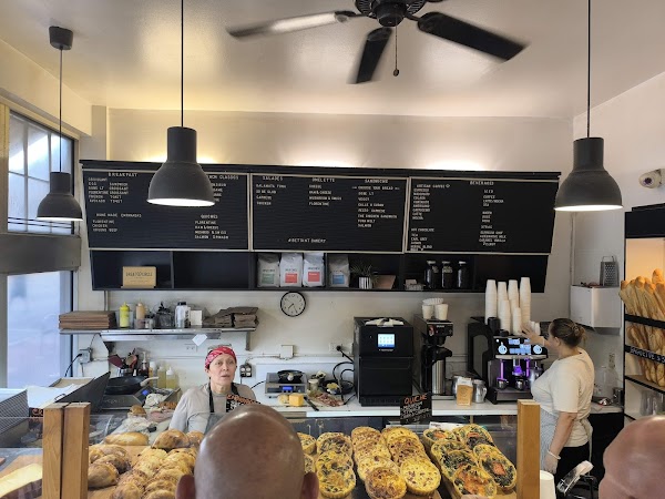 Bettant Bakery & Café 2