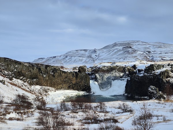Hjálparfoss 2