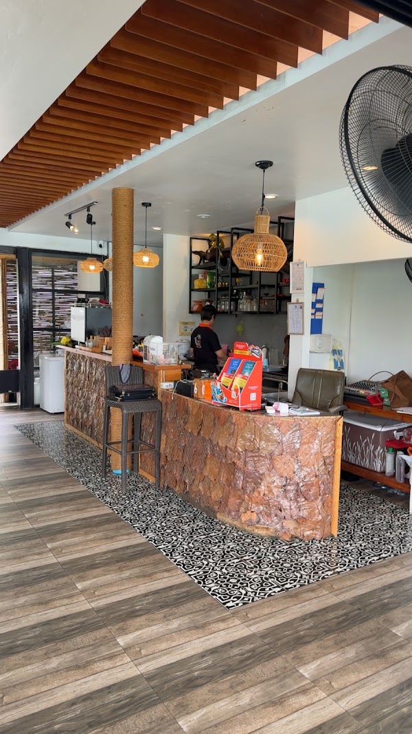 The Cozy cafe Phuket 2