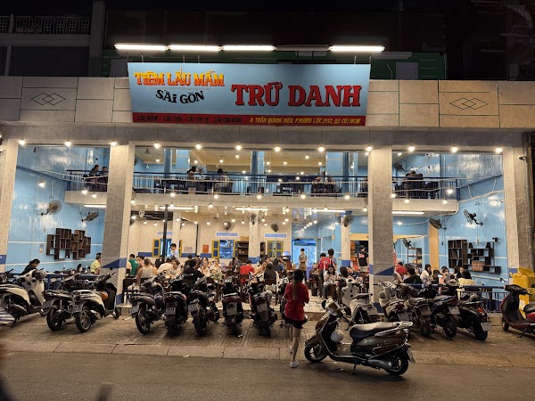 Tiệm Lẩu Mắm Trứ Danh Sài Gòn