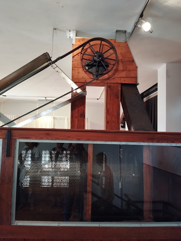 CAROB MILL ARTS & CULTURAL CENTRE - EPIMENIDES 4