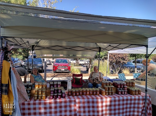 Northwest Crossing Saturday Farmers Market 1