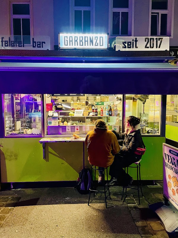 Garbanzo - Falafel & Hummus Bar