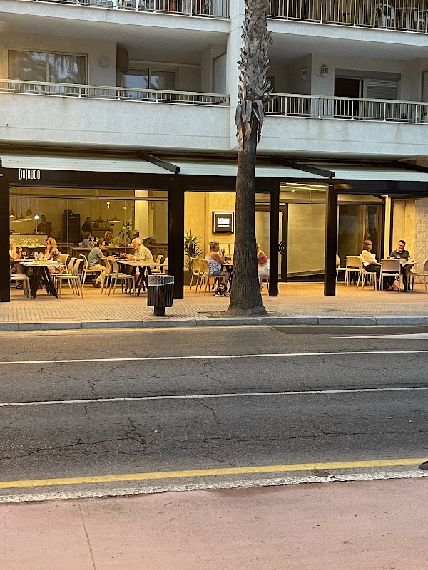 mnudo restaurant