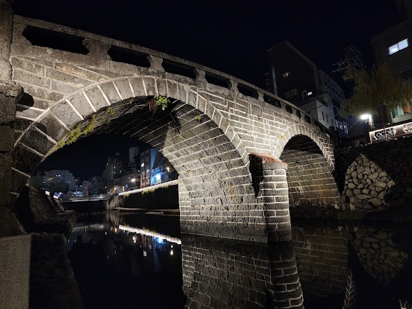 Megane Bridge 5