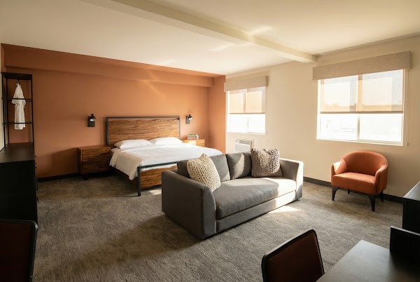 The Outrider Hotel 5