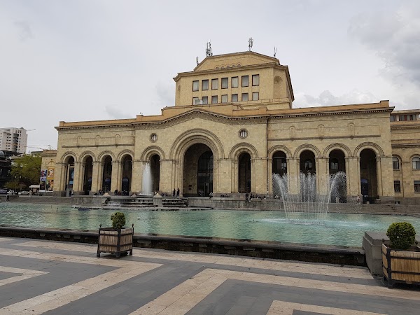 Republic Square 2