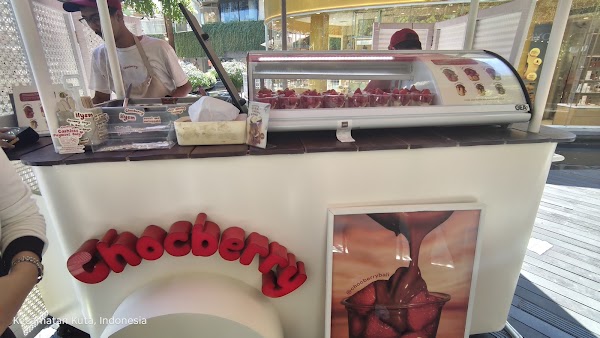 Chocberry Beachwalk Mall 2