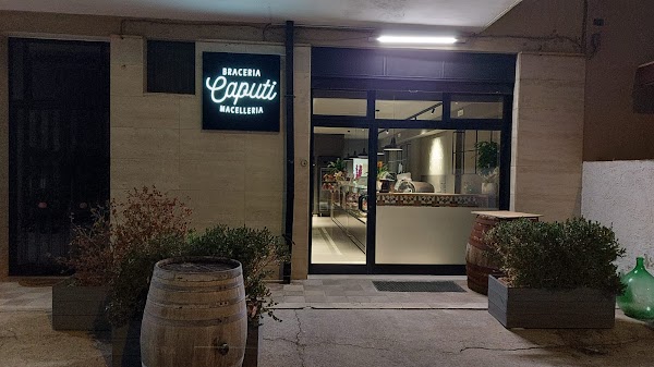 BRACERIA CAPUTI MACELLERIA -sede invernale-