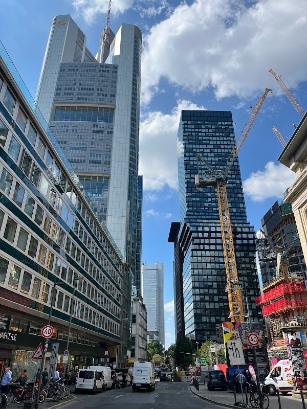 Willy-Brandt-Platz 3