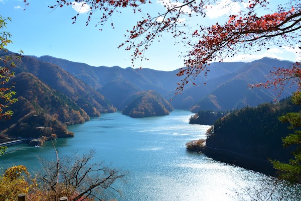Lake Okutama 4