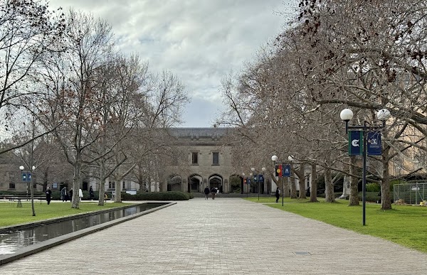 The University of Melbourne 3