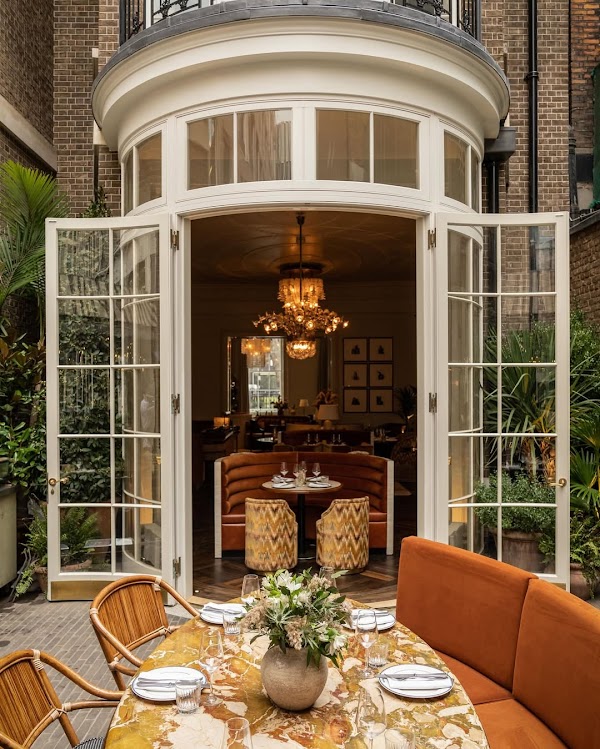 The MAINE Mayfair Bar & Restaurant 5