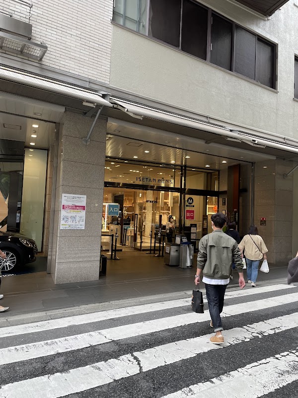 Isetan Men's