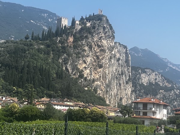 Parcheggio Caneve v.le Rovereto Arco