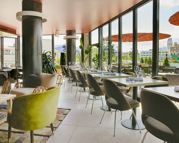 Aliya Cocktail Den