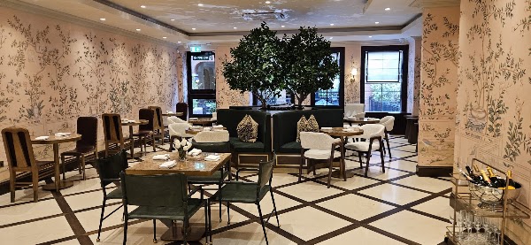 Naya Mayfair