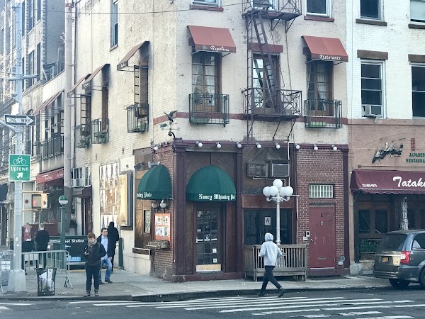 Nancy Whiskey Pub