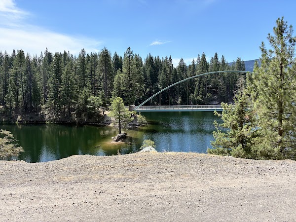 Lake Siskiyou 5