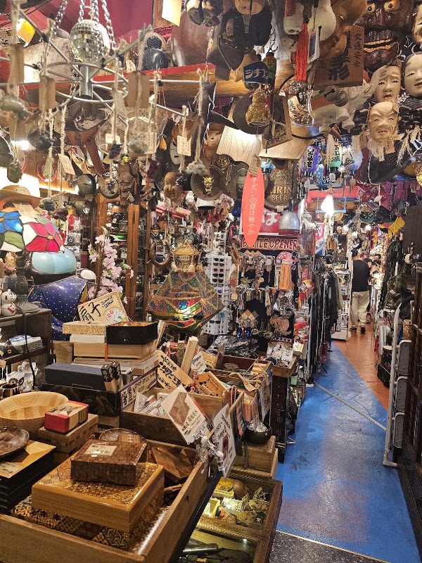 アメリカ村フリーマーケットB.B(American village freemarket B.B) 2
