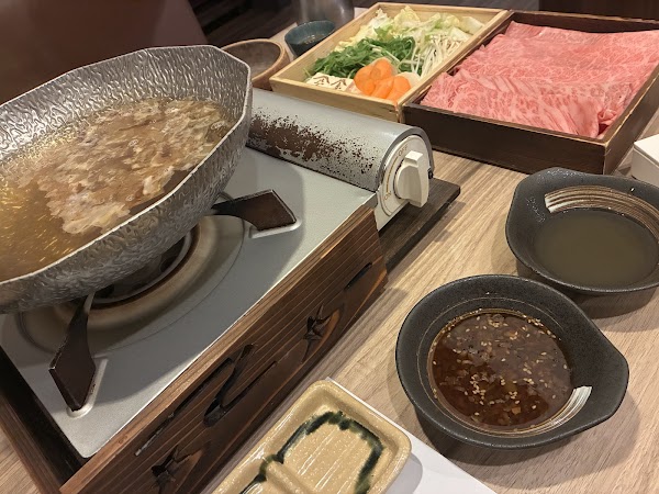 Shabu-shabu & Sukiyaki & Sushi Restaurant: Niku-no-Asatsu Umeda Ohatsu Tenjin 4