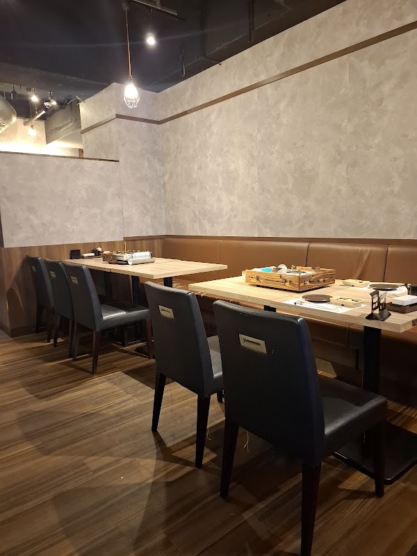 Shabu-shabu & Sukiyaki & Sushi Restaurant: Niku-no-Asatsu Umeda Ohatsu Tenjin 2