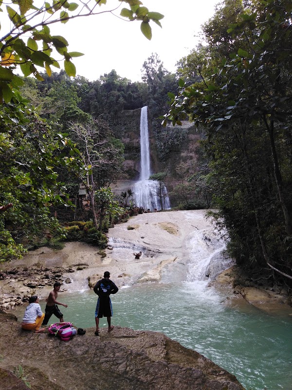 Can-umantad Falls 3