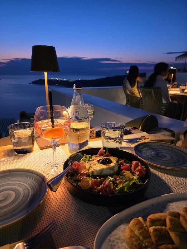 White Lounge Restaurant 4