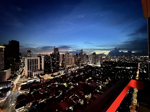 Firefly Roofdeck Restaurant, Makati 3