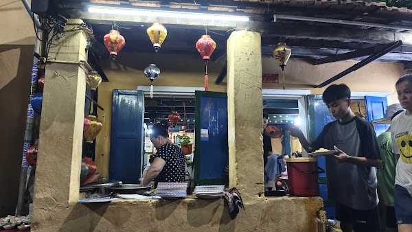 Cơm gà Ty 2