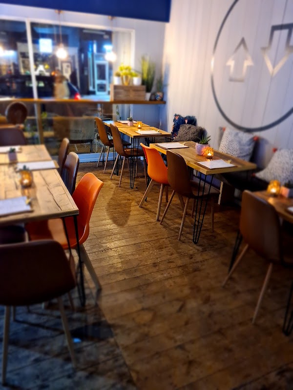 North South - Cafe & Bar 1